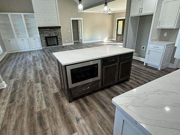 5th image of 65 Hullender Rd