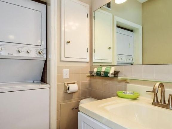 Second Bath w/washer & dryer