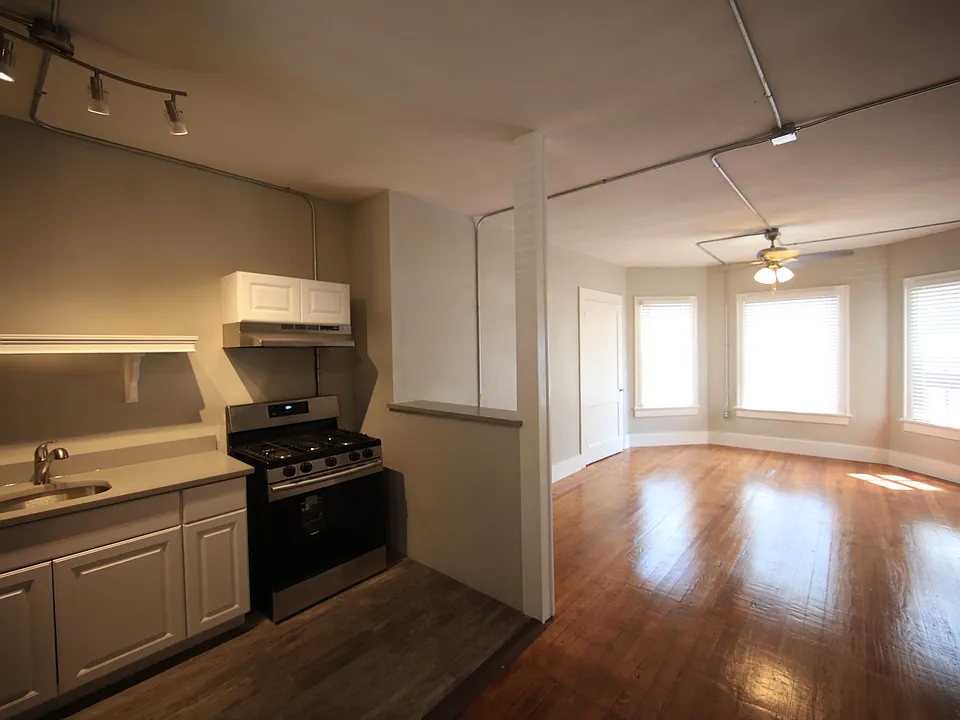 306 Power St #3