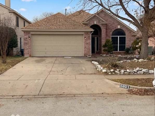 6801 Amberdale Dr, Fort Worth, TX 76137