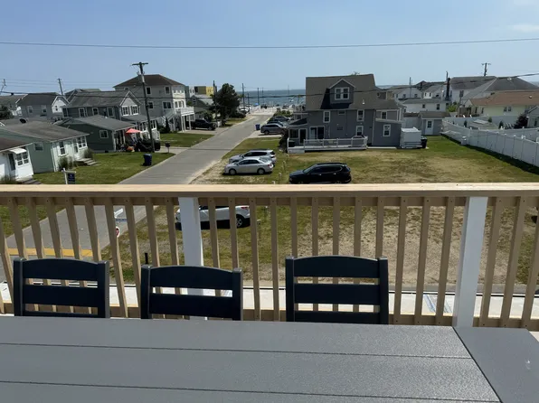 14 Purtill Ave #19, Old Lyme, CT 06371