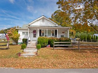 255 Axtell Ave, Renick, WV 24966