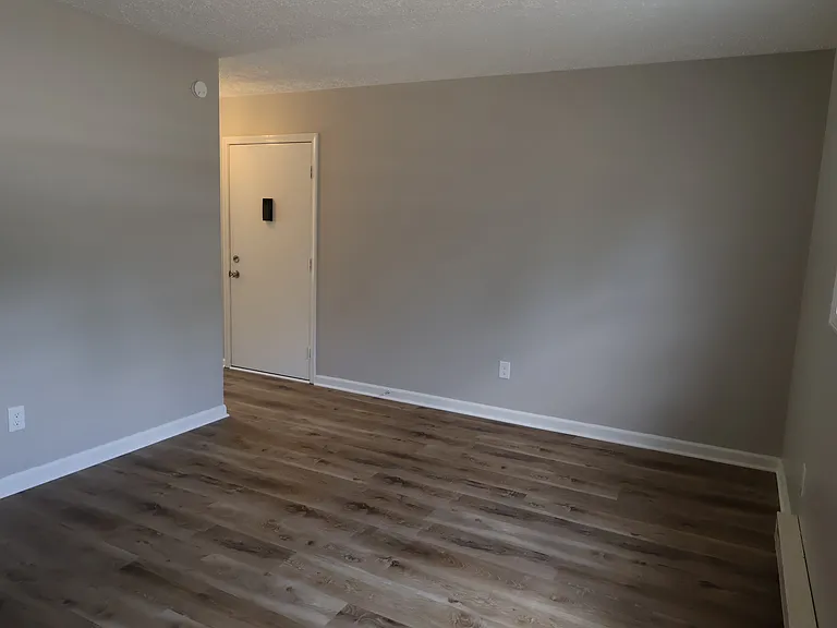 714 S State St #3 — Photo 12