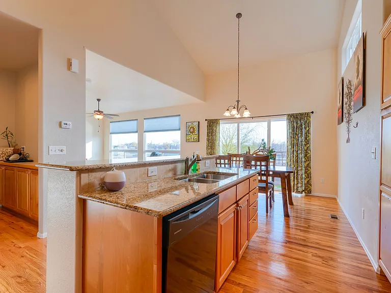 3020 Denver Dr — Photo 6