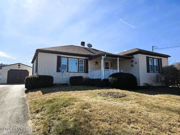 920 1st St, Nescopeck, PA 18635