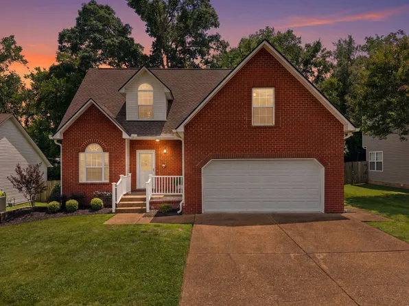 1272 Baker Creek Dr, Spring Hill, TN 37174