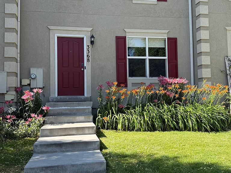 3368 E Dornock Dr — Photo 45