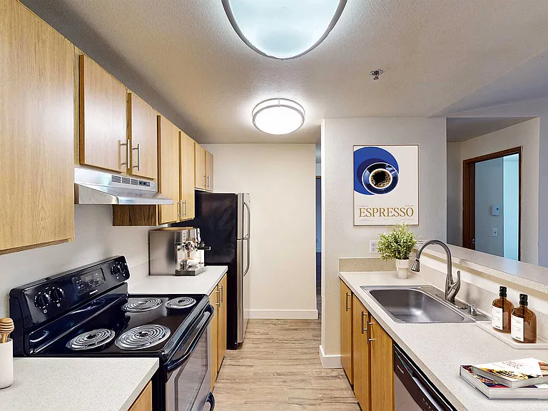 Crown Pointe — Photo 11