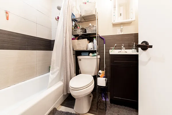 Rented by Maplewood Management | media 13