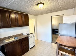 12 Marshall St #1R, Troy, NY 12180