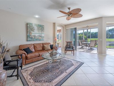 4660 Winged Foot Ct APT 102, Naples, FL, 34112