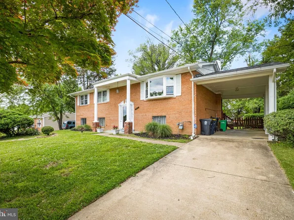 9011 Cooper Dr, Fort Washington, MD 20744