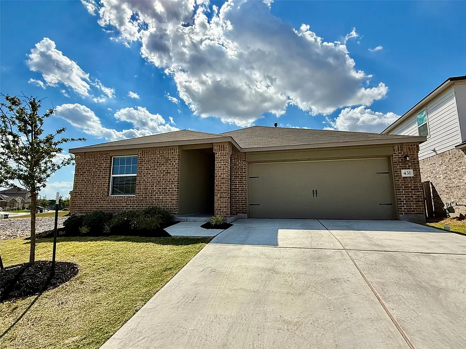 431 Sebring Cir