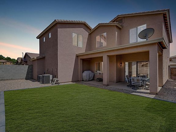 536 E Rainbow Drive