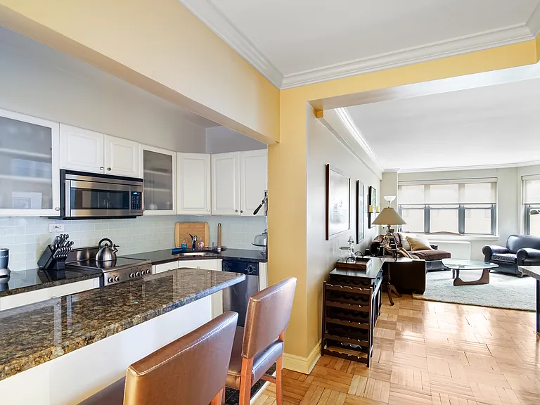 80 Park Ave #6D — Photo 3