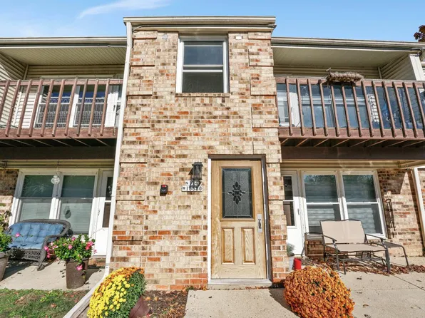 N114W16680 Crown DRIVE #5, Germantown, WI 53022