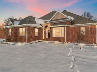 6776 E Fox Xing, Knox, IN 46534