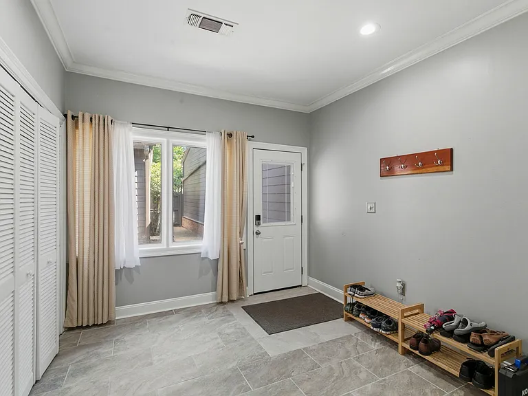 1540 Lakeside Dr #1540 — Photo 29