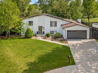 12438 W 70th Pl, Arvada, CO 80004