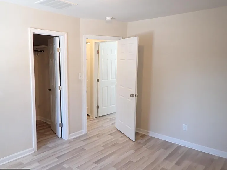 22064 Spring Valley Dr — Photo 15