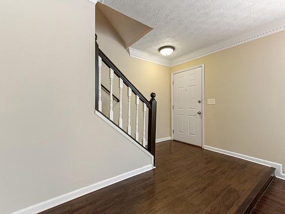 3rd image of 9158 Carroll Manor Dr