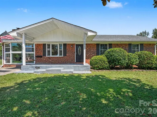 101 E Chamblee Dr, Salisbury, NC 28147