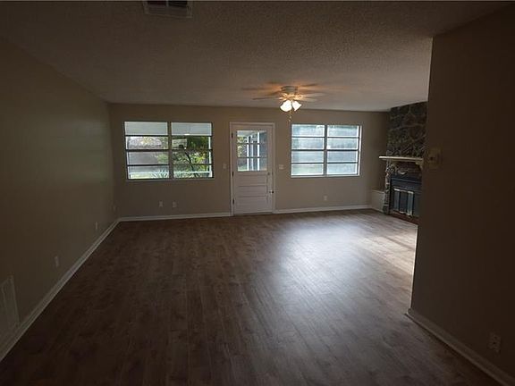 5th image of 97 S Courtland Blvd