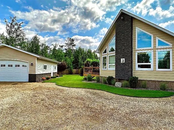219 NE 162 Peace River Ave, Joussard, AB T0G 1J0
