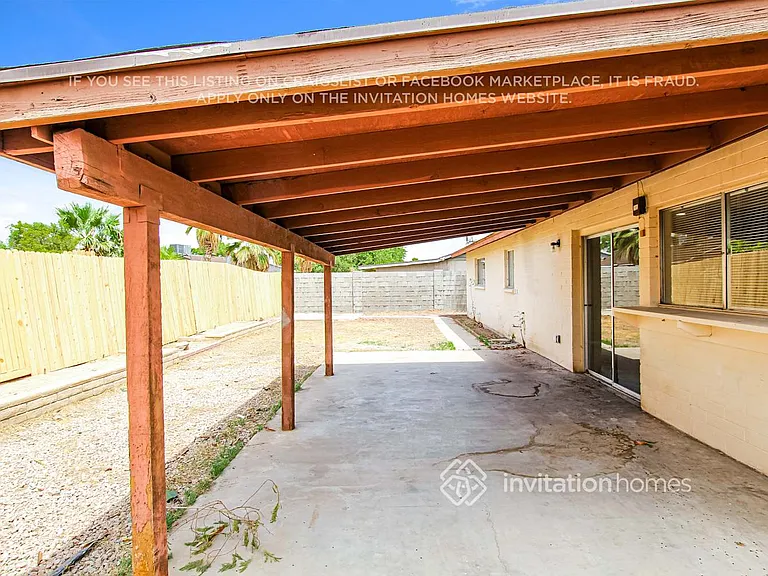 7556 W Turney Ave — Photo 15