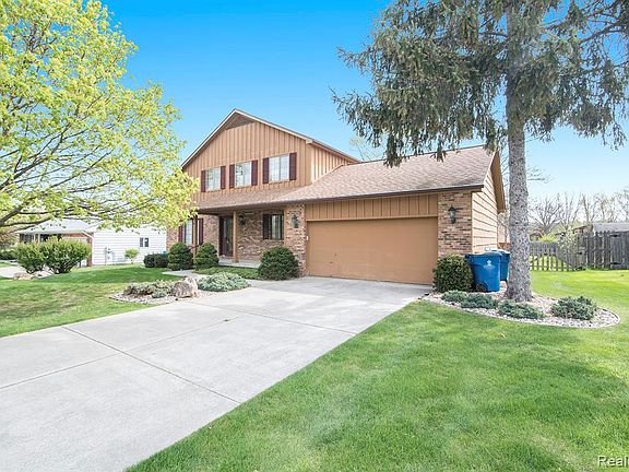 2nd image of 6299 McKenzie Dr