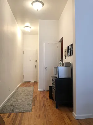 Rented by Lindemar LLC | media 8