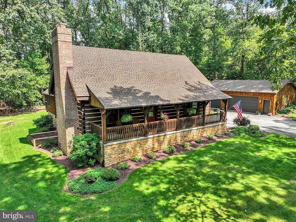 1st image of 329 Chestnut Hill Rd