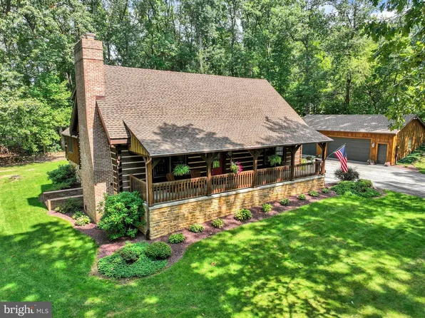 329 Chestnut Hill Rd, York, PA 17402