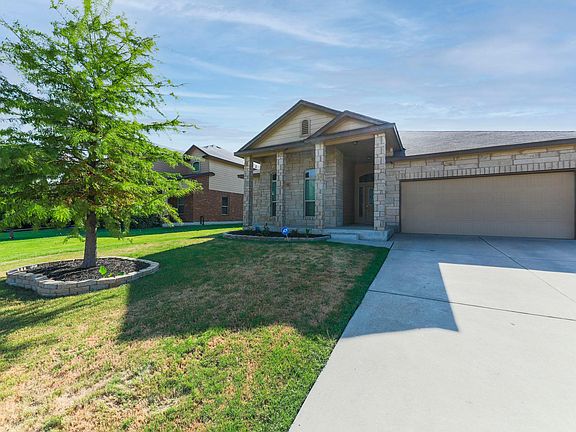3rd image of 1140 Garden Green Dr
