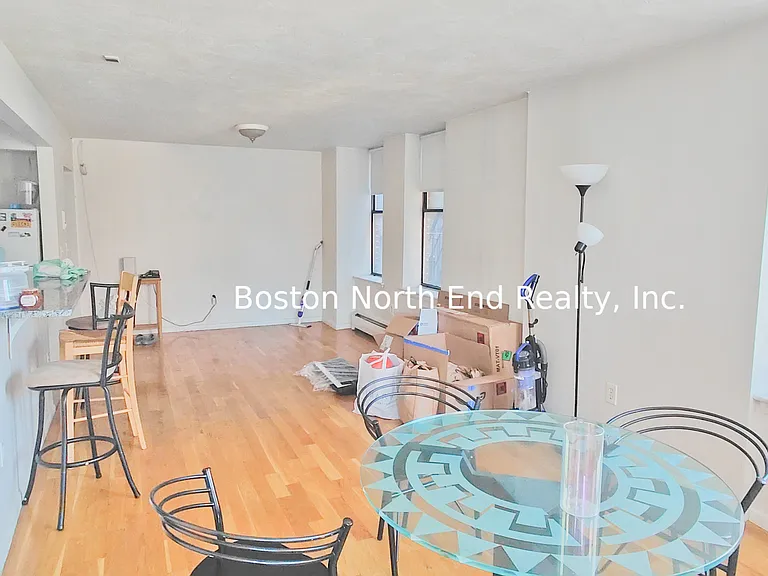 190 North St #5 — Photo 4