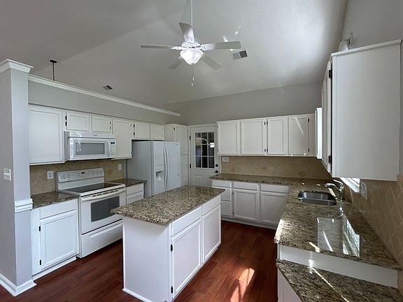 5th image of 9724 Little River Ct