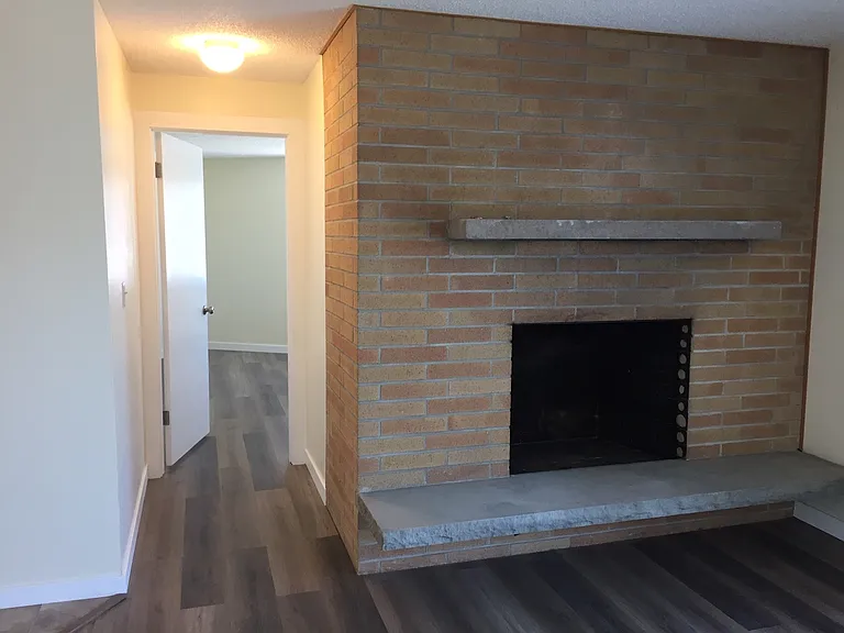 702 S Yakima Ave #3 — Photo 16