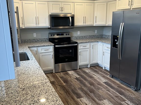 3rd image of 968 Miriah Dr