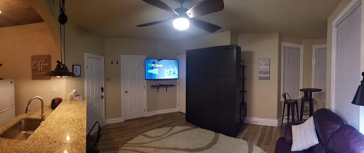 Panorama from edge of Kitchen - 605 Grandview Ave #3