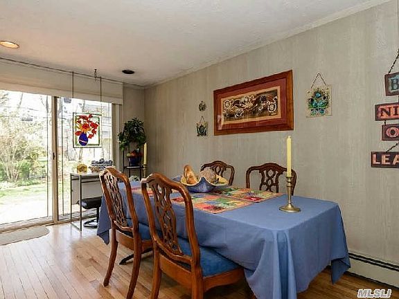 5th image of 113 Barberry Ln