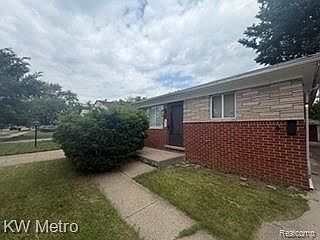 1st image of 19394 Algonac St