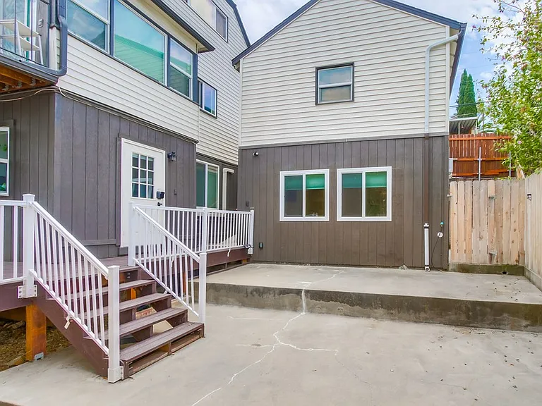 8046 Lemon Ave #2 — Photo 23