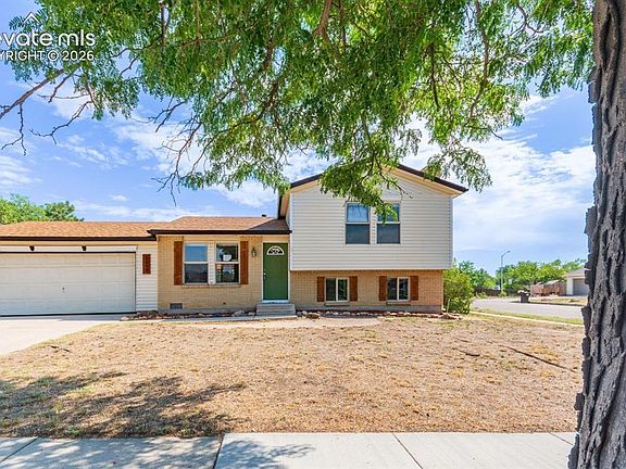 3rd image of 4598 Wordsworth Cir N