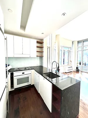 Rented by Nest Seekers International | media 29