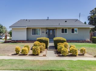 12912A Woodlawn Ave, Tustin, CA 92780