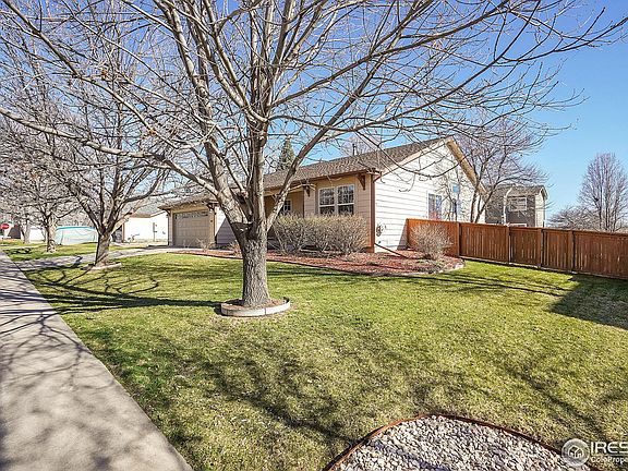 3rd image of 843 Serenity Ln