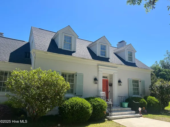 1713 S Live Oak Parkway, Wilmington, NC 28403