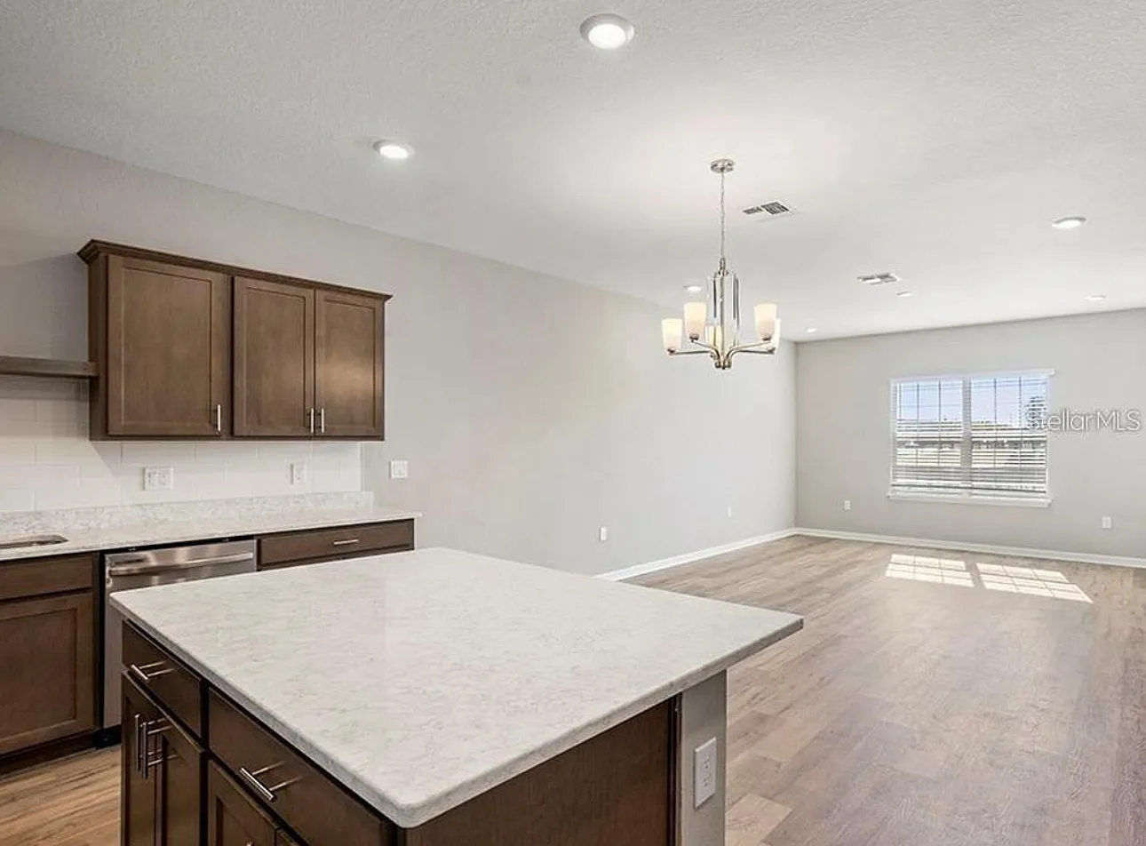5811 Millhouse Way — Photo 3