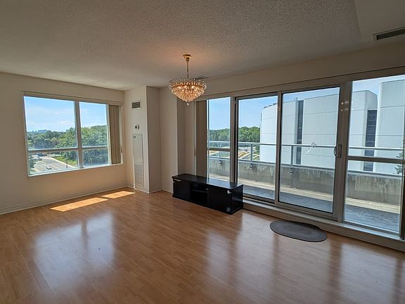 4th image of 60 Town Centre Ct #610