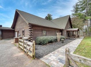 978 Ashley Ln, Young Harris, GA 30582